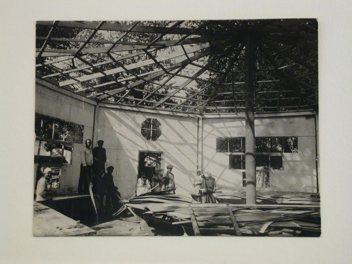 Interior view of the temporary summer pavilion under construction in the garden of construction management V.S.F.K., Tashkent, Soviet Union (now in Uzbekistan)