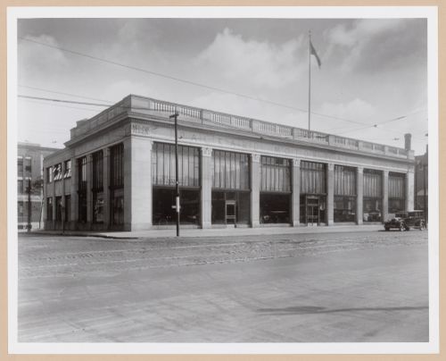 View of the principal and lateral façades of the Packard Sales and Service Building, East Jefferson Avenue, Detroit, Michigan