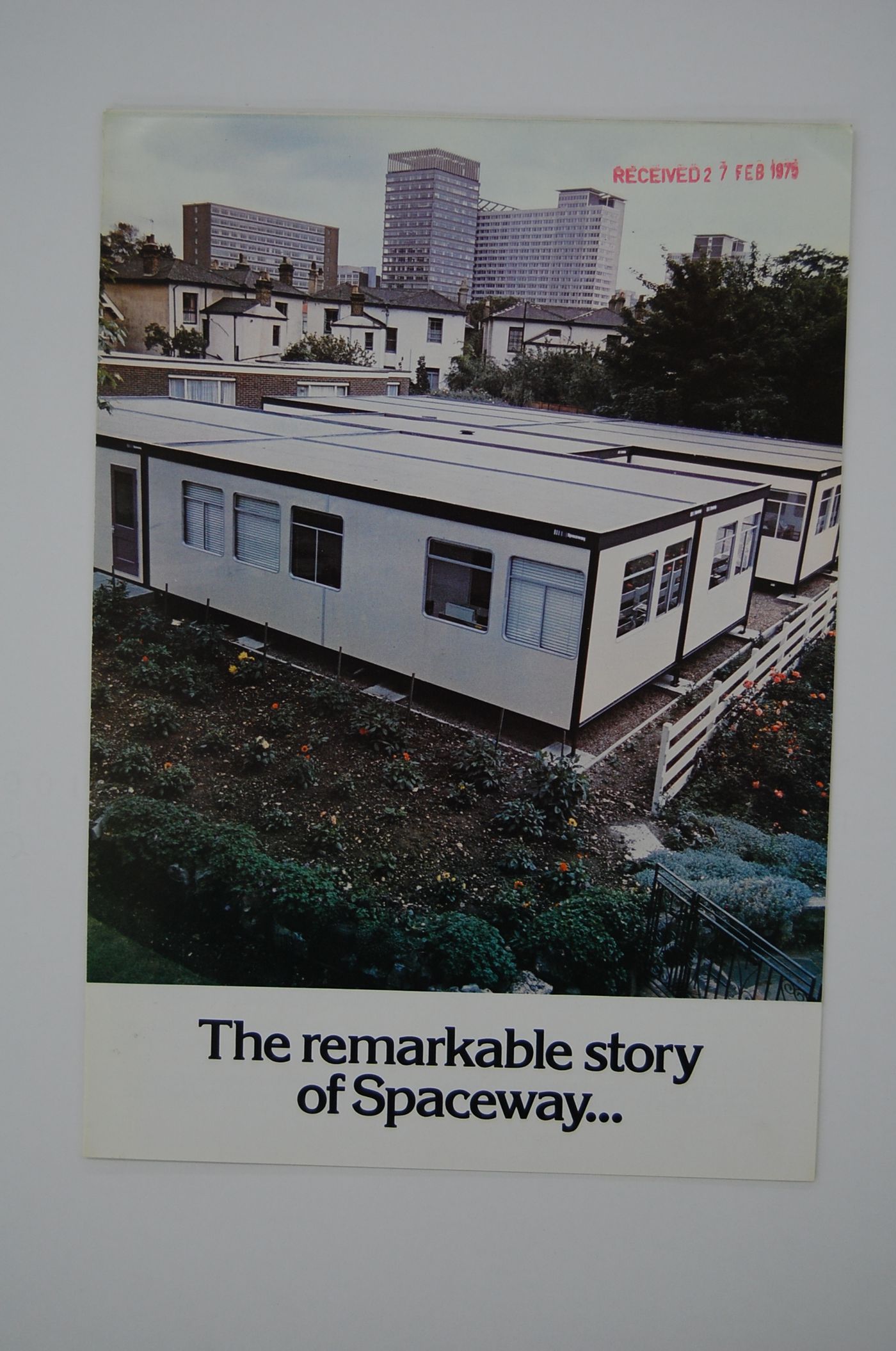 Advertisement for the Spaceway system, an 'instant' single storey building