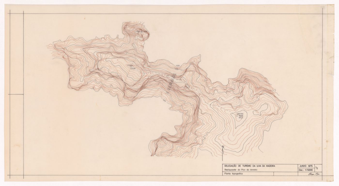 Topographic map for Restaurante Pico do Areeiro, Madeira, Portugal