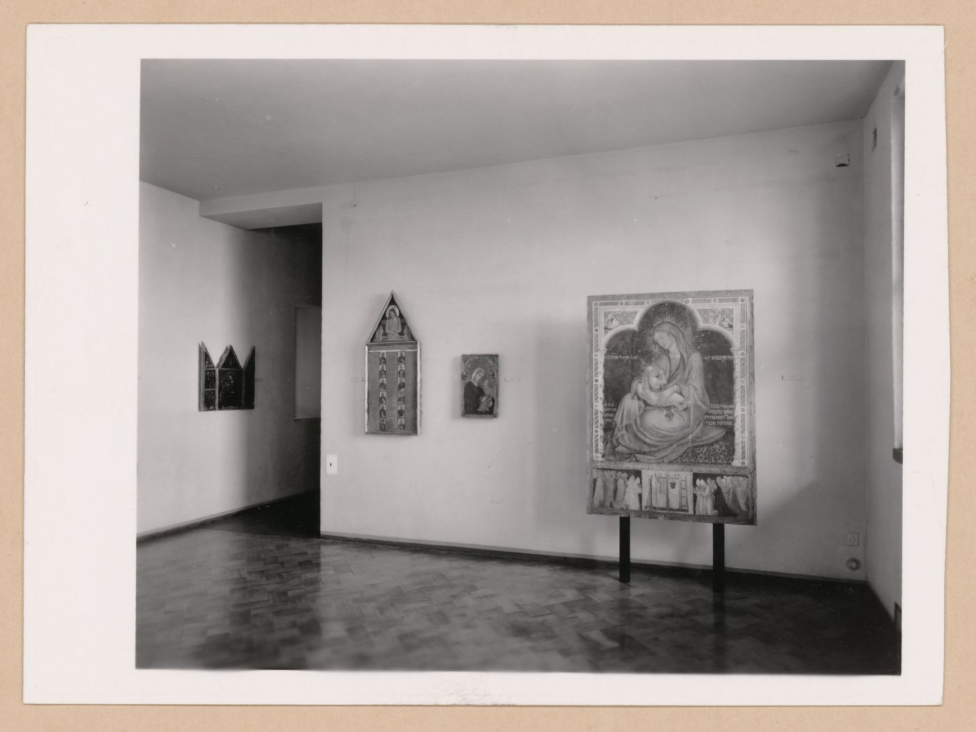 Interior view of a gallery showing paintings, Palazzo Abatellis, Galleria regionale della Sicilia, Palermo, Italy