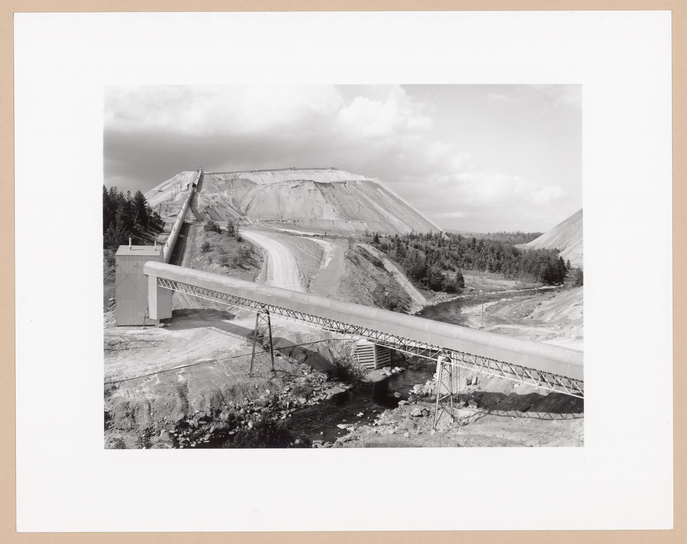Tailing conveyors, Société Asbestos Ltee., Thetford Mines, Québec, from the series The Forms of Canadian Industrial Architecture