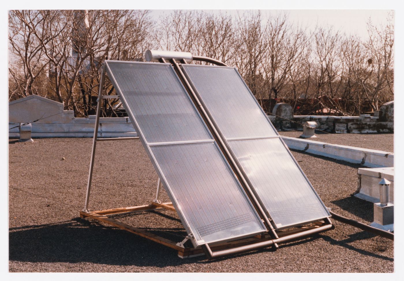 Vue d'un panneau solaire sur un toit