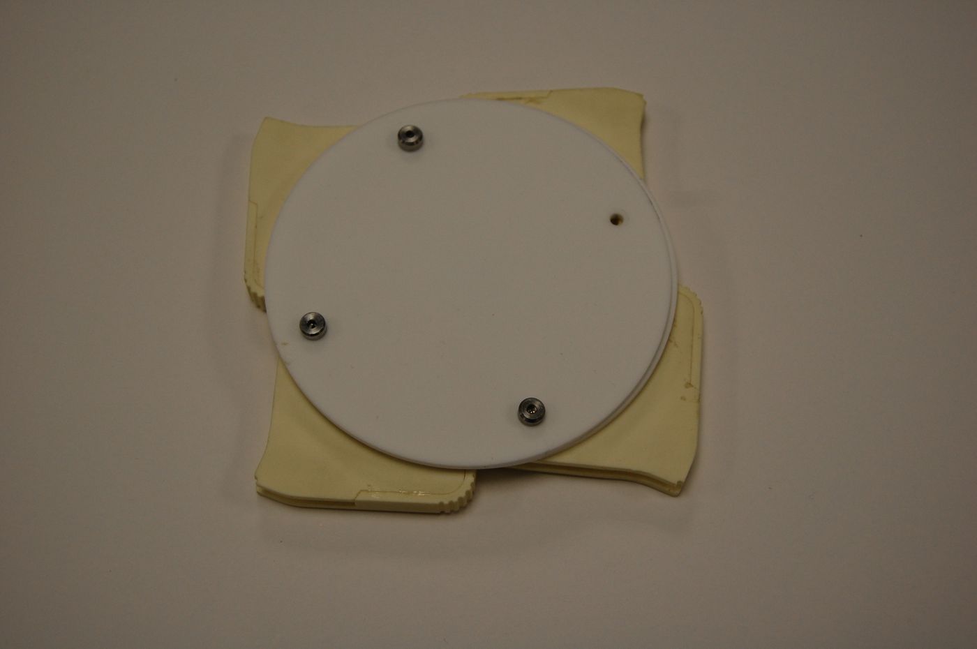 Expanding wheel mechanism