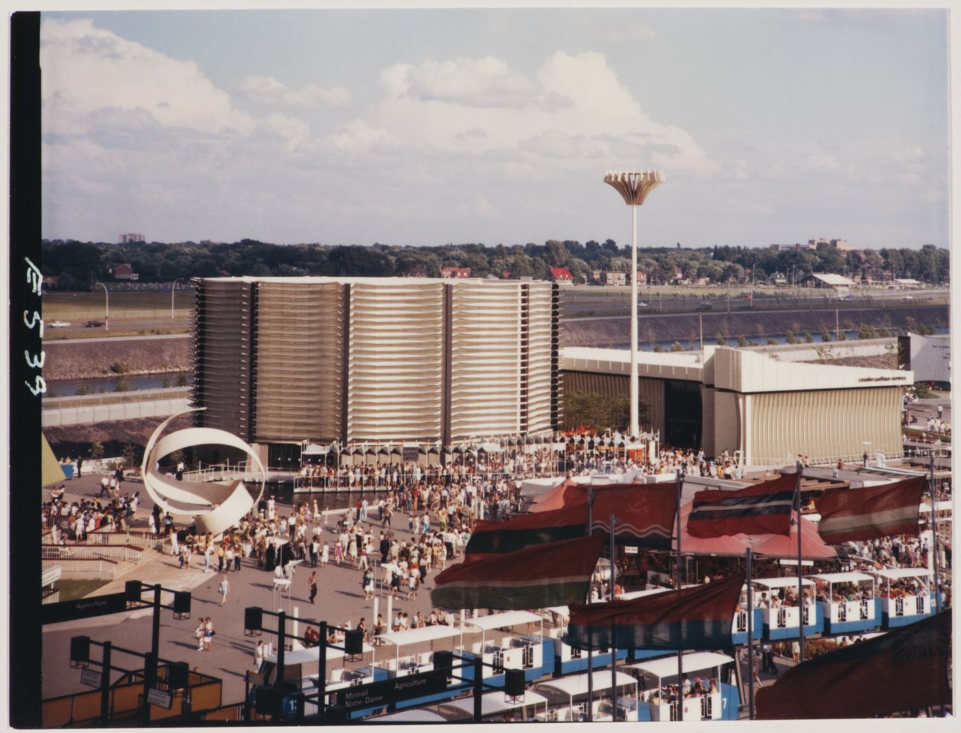 View of the Canadian Pacific-Cominco Pavilion, Expo 67, Montréal, Québec