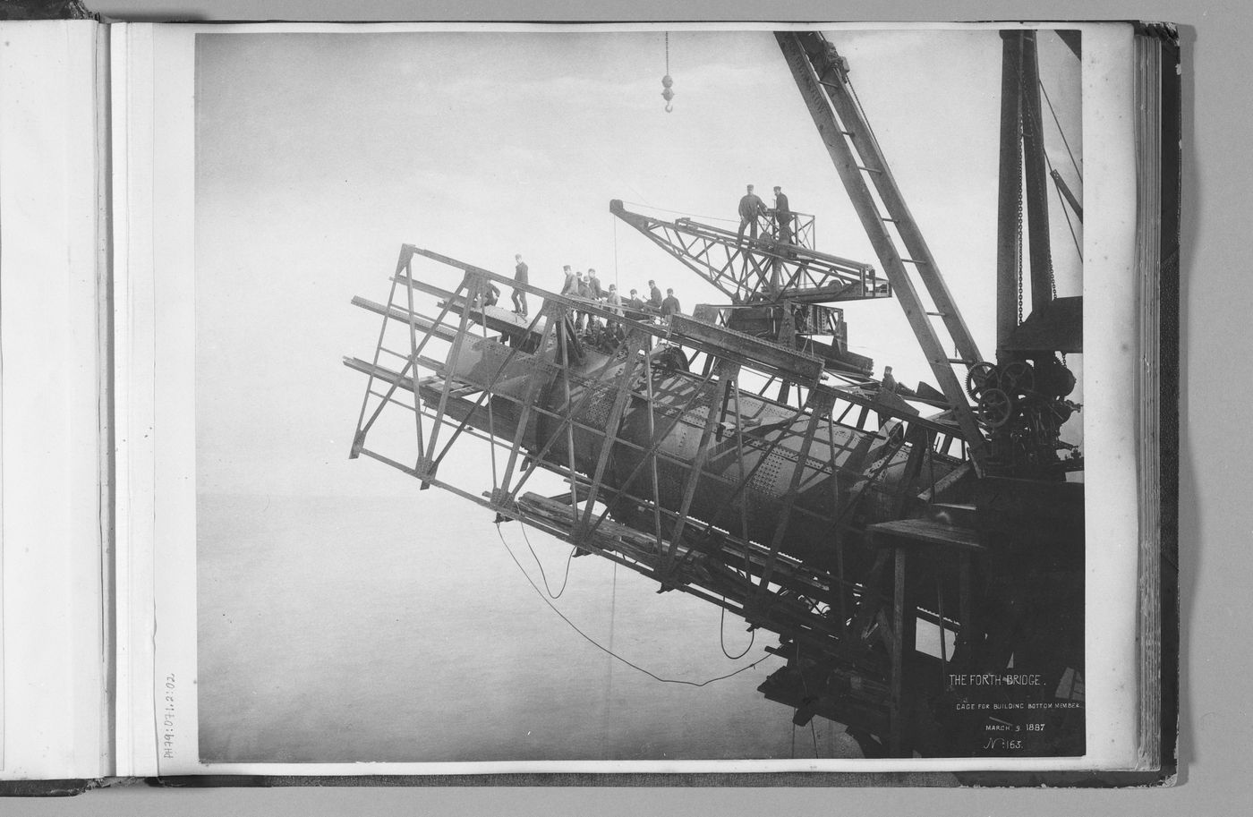 Cage for Building Bottom Member of Cantilever