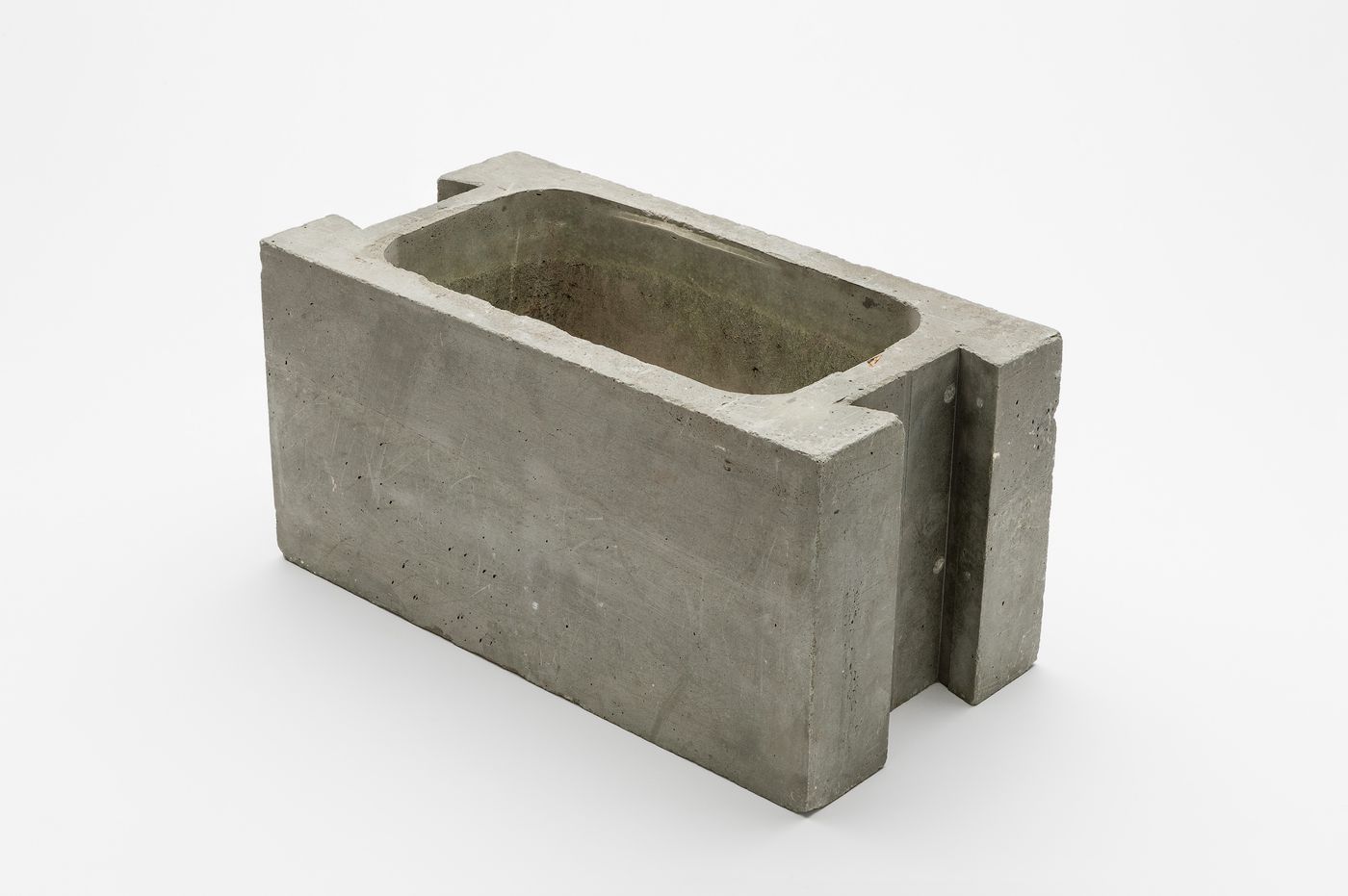 Hollow gray sulphur concrete brick