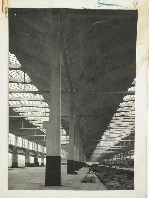 View of the freight forwarding area of the train station Paris-Austerlitz by the Société des Entreprises Limousin & Cie (procédés Freyssinet), Paris, France