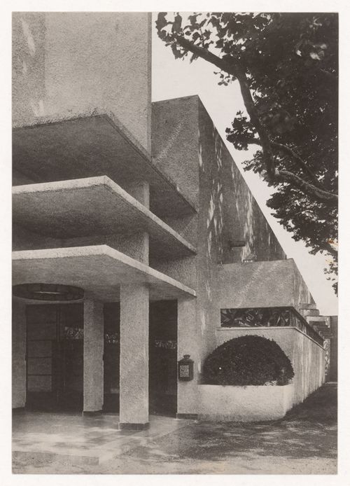 Exterior view of entrance to the tourism pavillon, Exposition internationale des arts décoratifs et industriels modernes, Paris, France