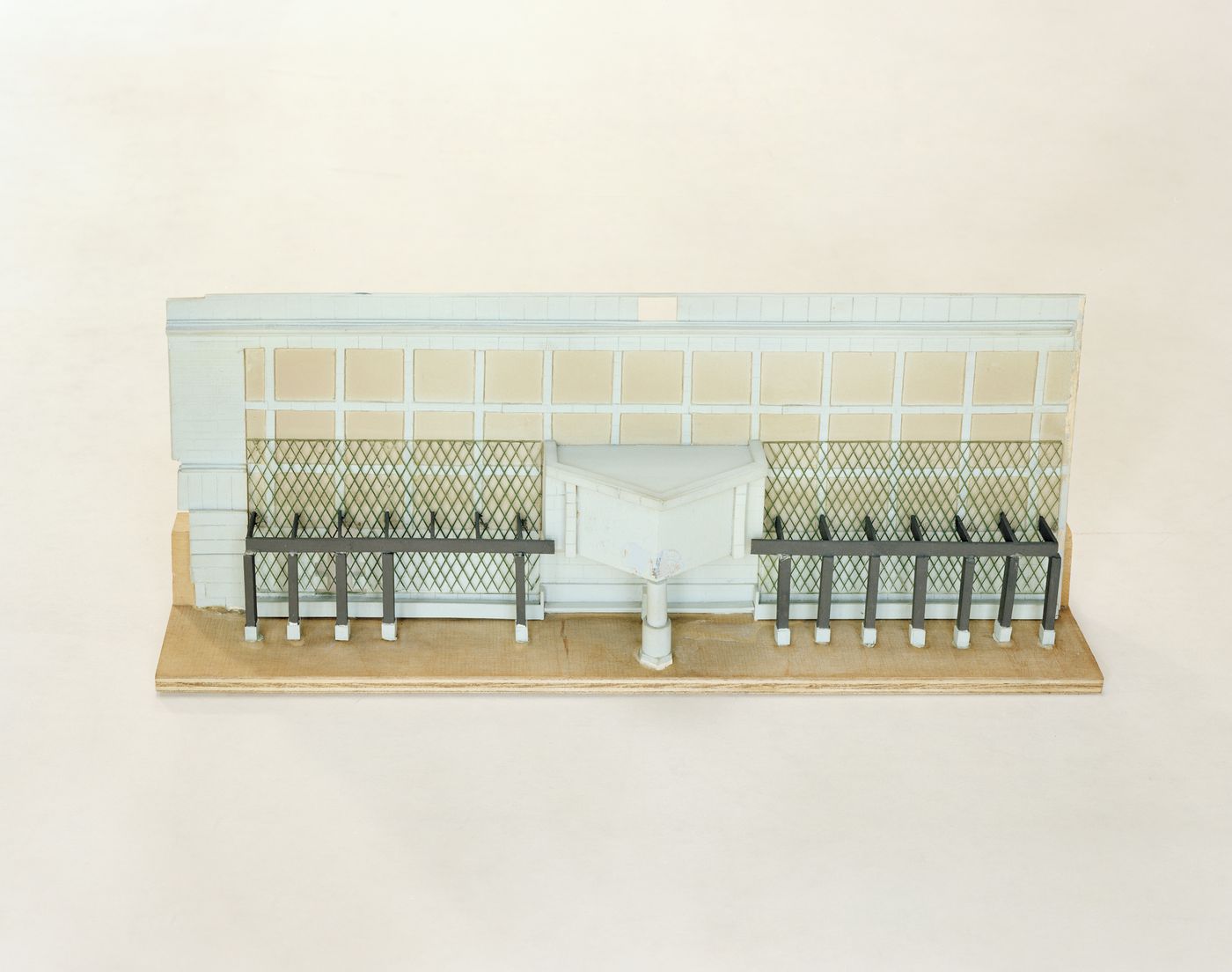 Questioning Pictures: Photograph of study model for the east elevation by James Stirling, Michael Wilford and Associates, 1978-1986