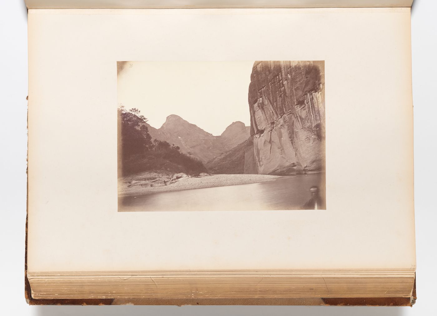 View of a river, a gorge and mountains, southern China