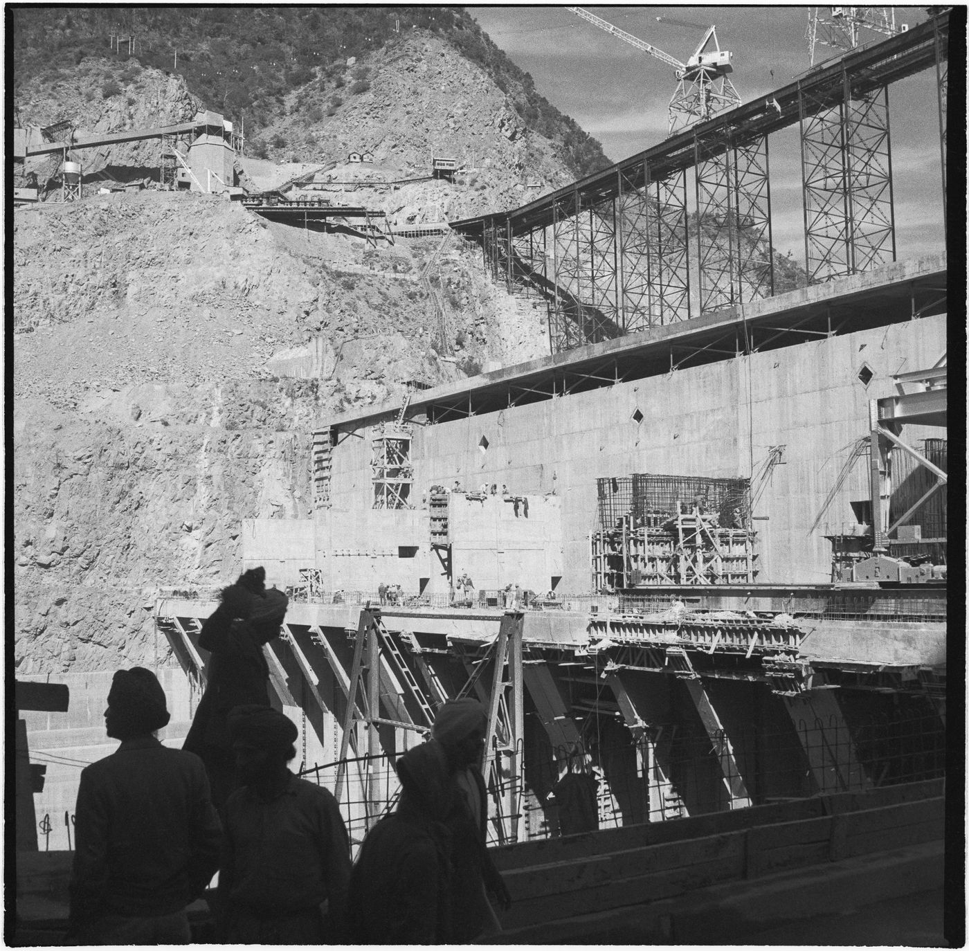 Photograph of the Bhakra Dam near Talwara, India