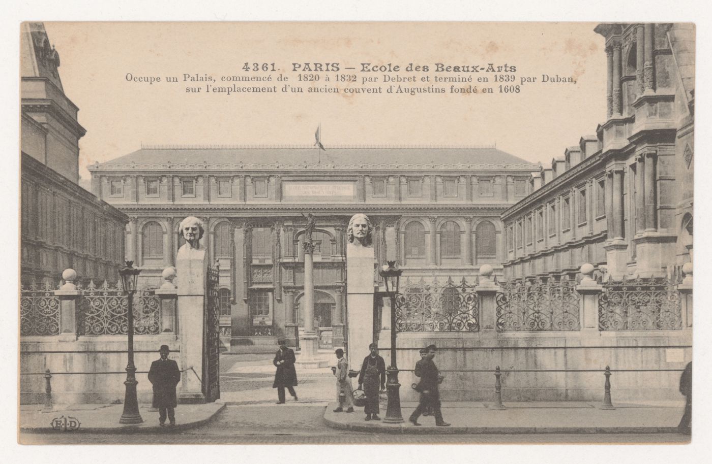 Carte postale avec vue de l'École des Beaux-Arts, Paris