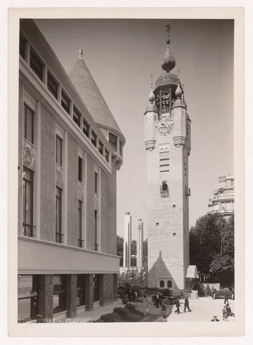 Partial view of Nivernais' and Berry's pavilion with the L'Artois' and Flanders' pavilion on the right, 1937 Exposition internationale, Paris, France