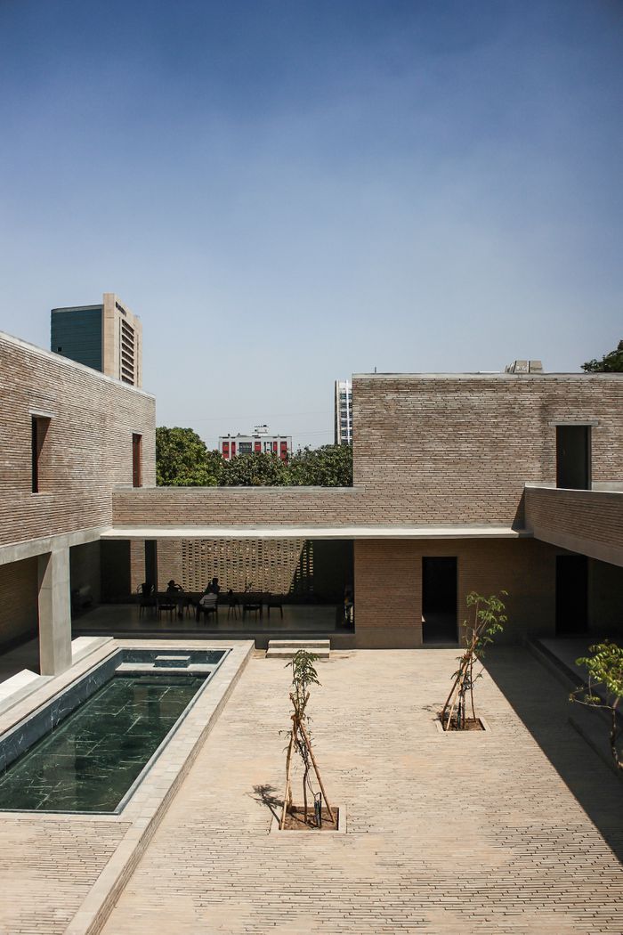 Ahmedabad House Bijoy Jain fonds CCA