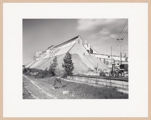 Storage sheds and conveyors, Société Asbestos Ltee., Thetford Mines, Québec, from the series The Forms of Canadian Industrial Architecture