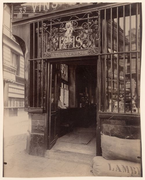 Detail of doorway, "Cabaret de l'enfant Jésus", Paris, France