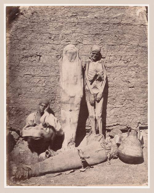 Momies trouve dans les tombeaux de rois