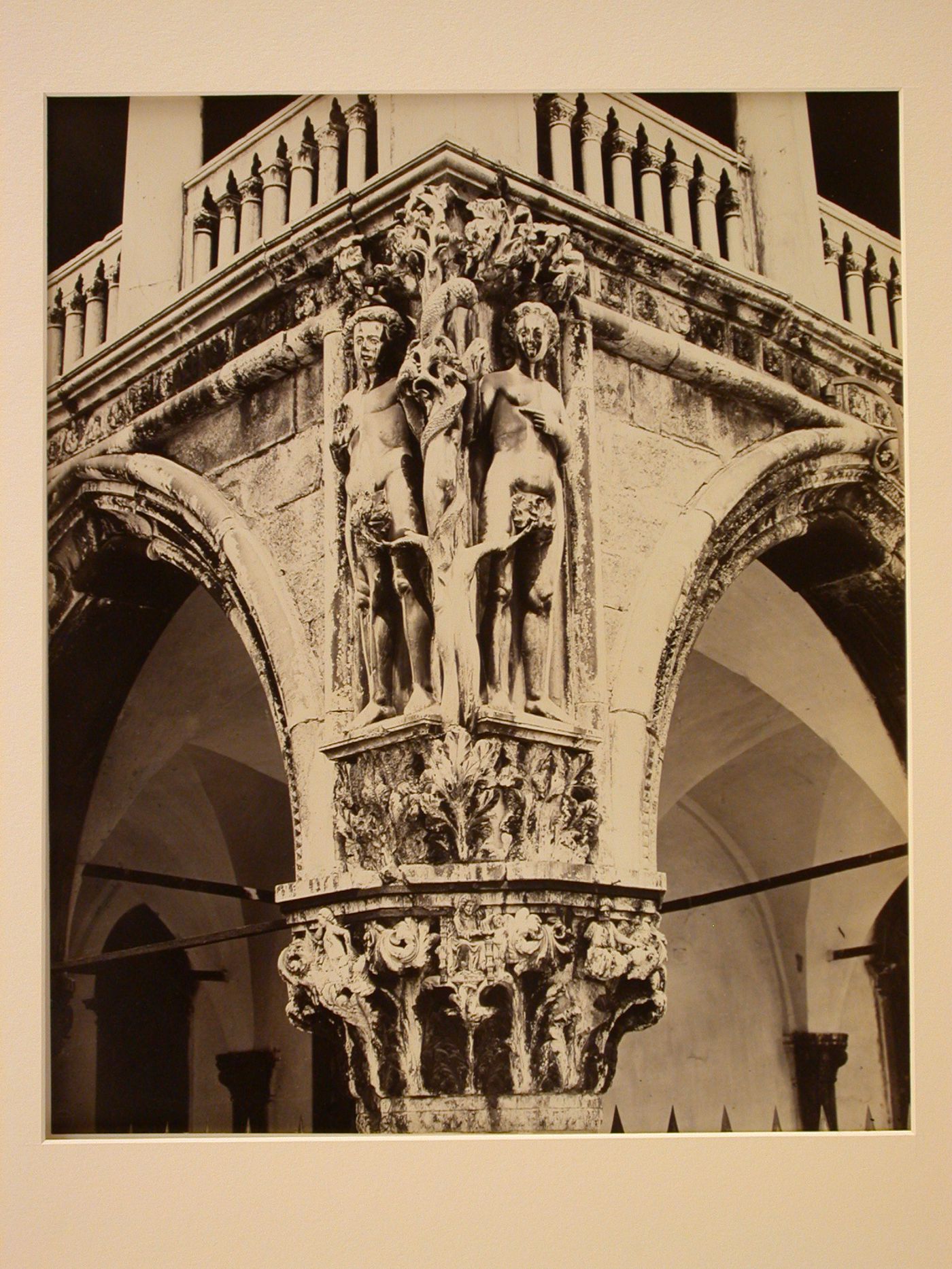 Adam and Eve: Architectural detail (Palazzo Ducale ?), Venice, Italy