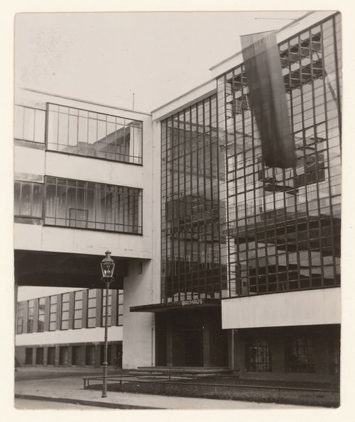 Exterior view of the workshop wing of the Bauhaus building showing the main entrance, Dessau, Germany