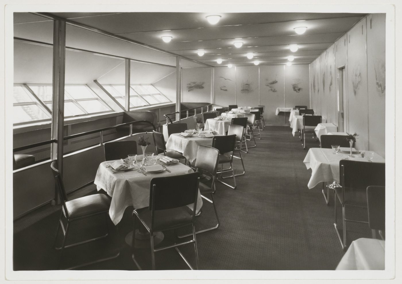 L.Z.129 Speisesaal