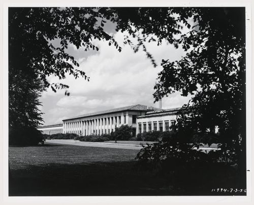 View of the principal façade of the Engineering Laboratory, Rouge River Plant, Ford Motor Company, Dearborn, Michigan