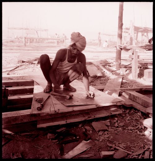 Photograph of worker, Chandigarh, India