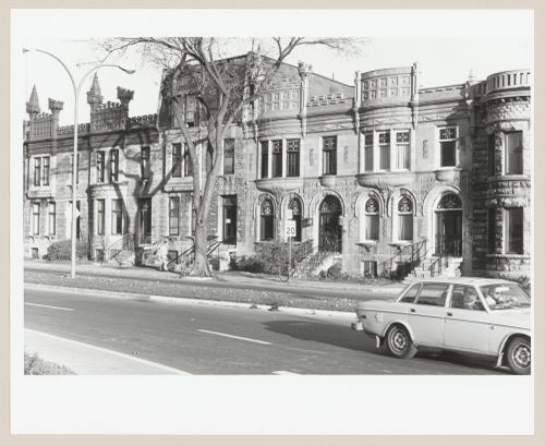 View of the principal façade of row houses, 4258-4270 boulevard Dorchester, Westmount, Québec
