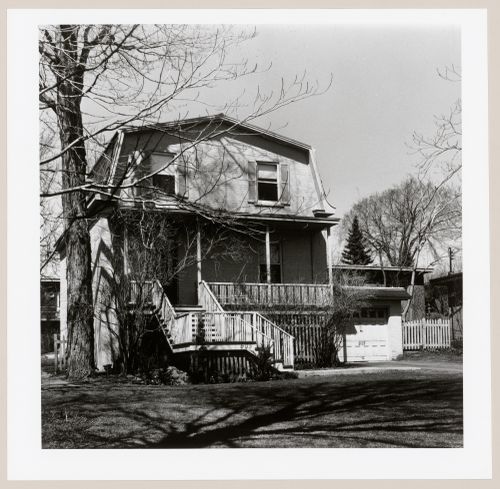 View of the principal façade of a house, 605 chemin de la Côte-Saint-Antoine, Westmount, Québec