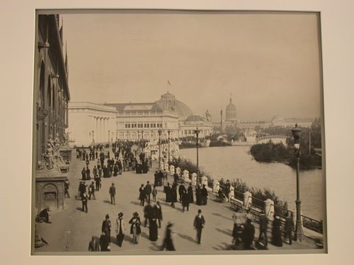World's Columbian Exposition, Lagoon and Illinois Building