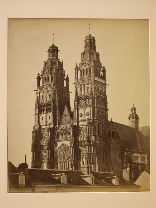 Exterior view of west façade, and part of nave, of Cathédrale de Saint-Gatien, Tours, France
