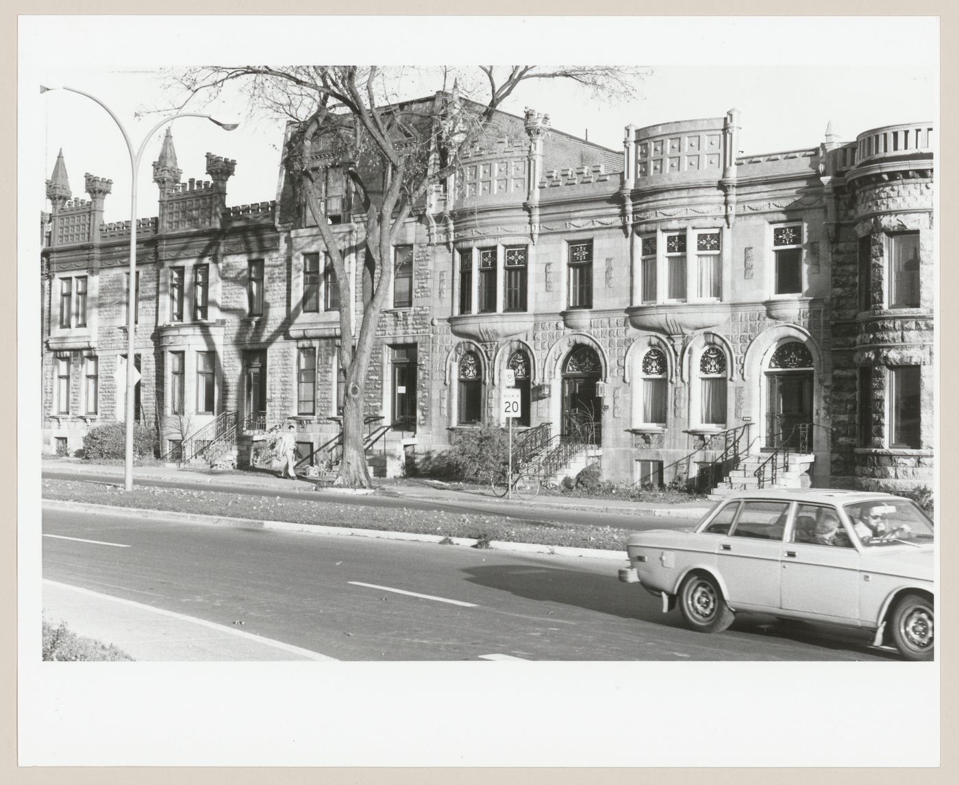 View of the principal façade of row houses, 4258-4270 boulevard Dorchester, Westmount, Québec