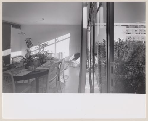Southgate Housing, Phase I and IA, Runcorn, England: interior view