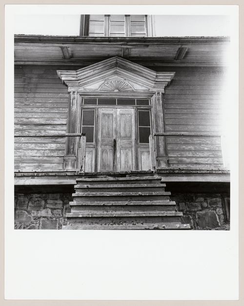 Entrée principale d'une maison, Saint-Jean-Port-Joli, Québec