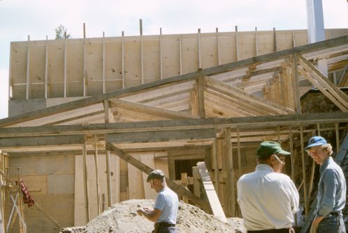 Vue des travaux de construction, Maison du docteur Simon Richer, Nominingue, Québec, Canada