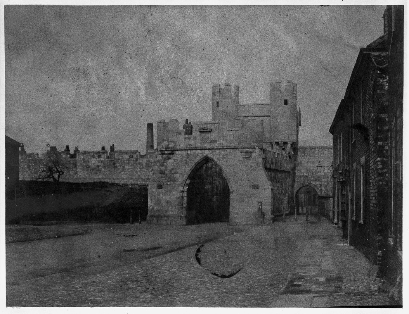 Plate from portfolio ''Photographic Views of York and its Environs''