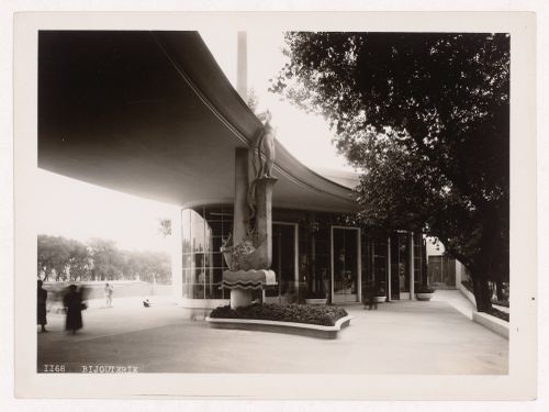 View of the Pavillon de la Bijouterie, Orfèvrerie et des Laques, 1937 Exposition internationale, Paris, France