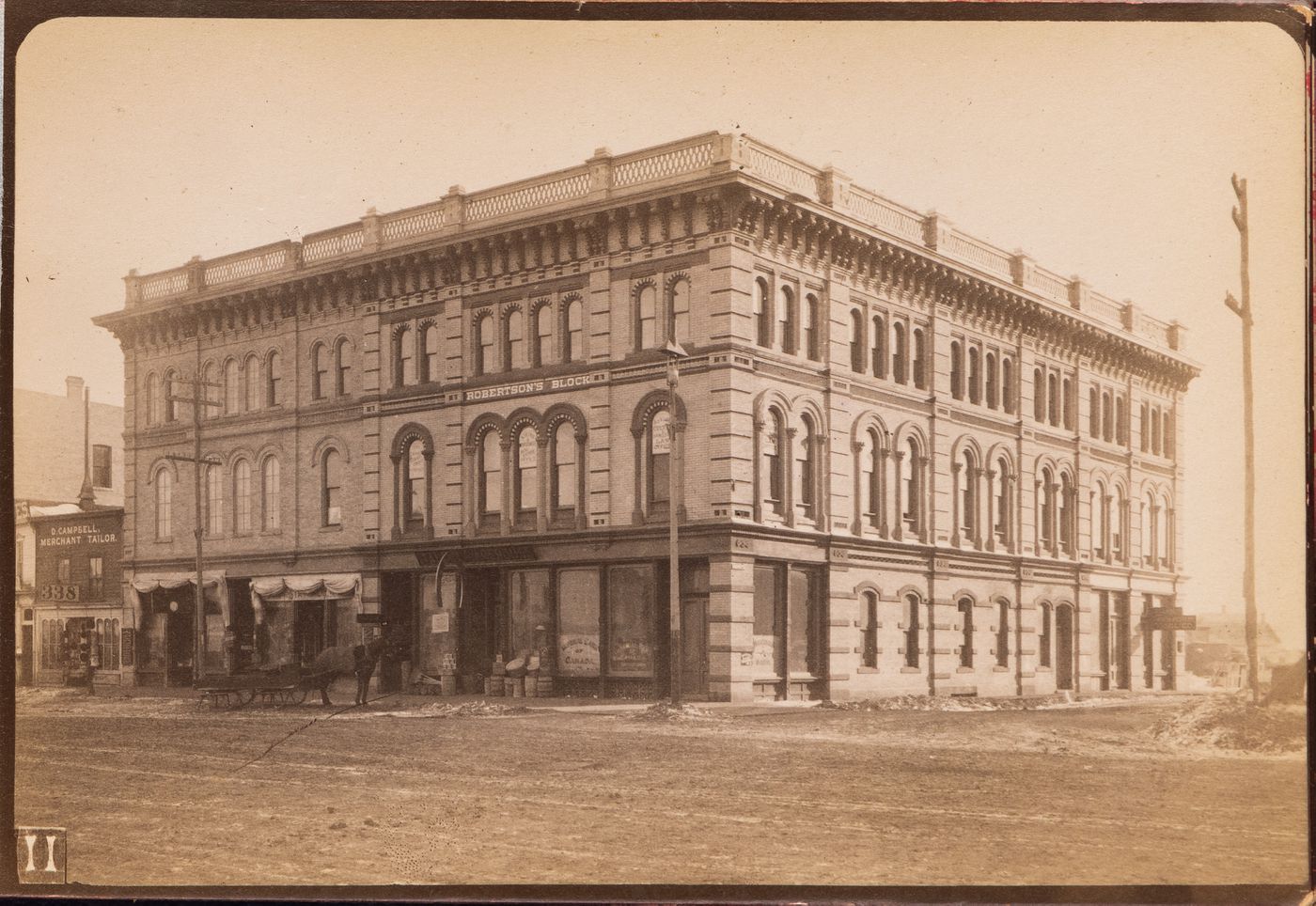 View of the principal and lateral façades of Robertson's Block, Winnipeg, Manitoba, Canada