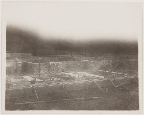 Exterior view of Darwin D. Martin House under construction, Buffalo, New York