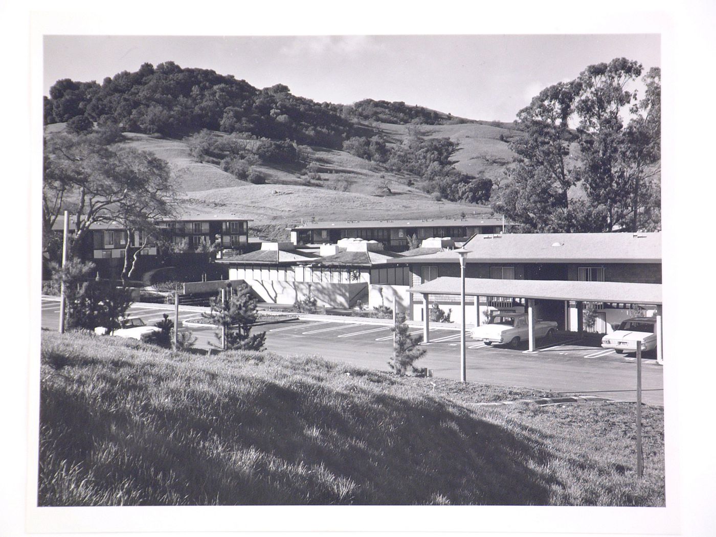 General view of the Meadows townhouses, San Rafael, California, United States