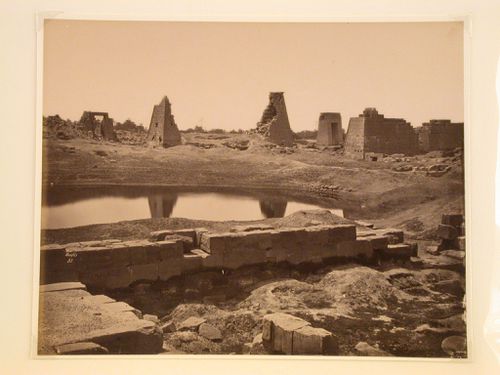 Vues des ruines de Karnak et le Lac, Egypte.