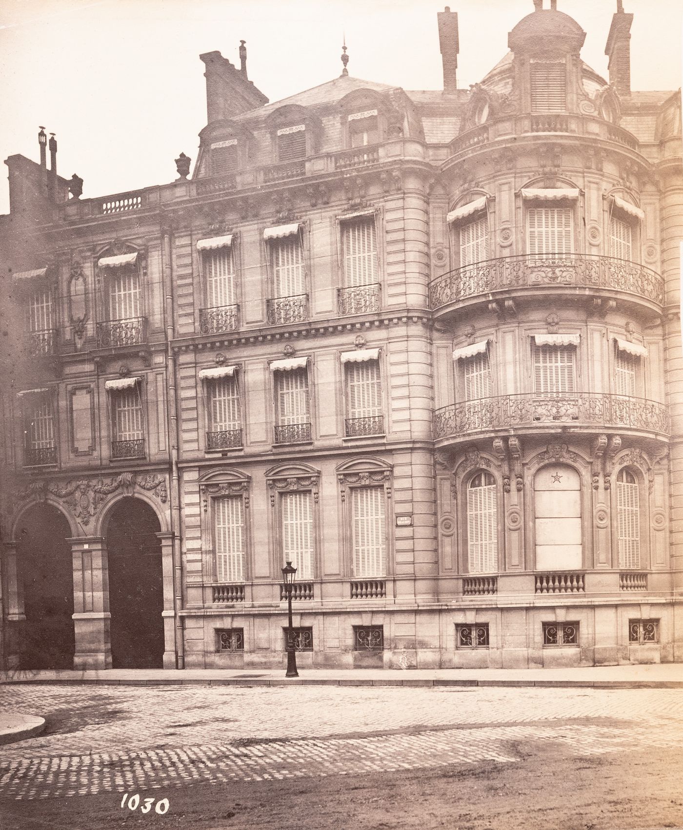 Plate from album ''Buildings, parks and streets of Paris, Versailles and environs, France''