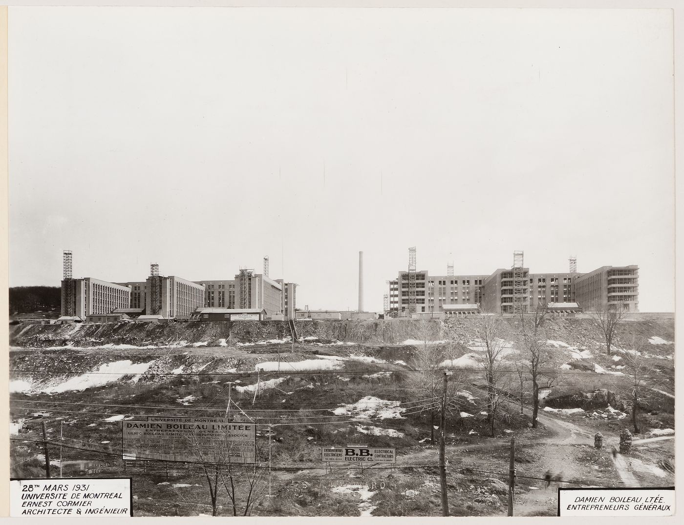 Photographie des travaux de construction, Pavillon principal et campus, Université de Montréal, Montréal, Canada
