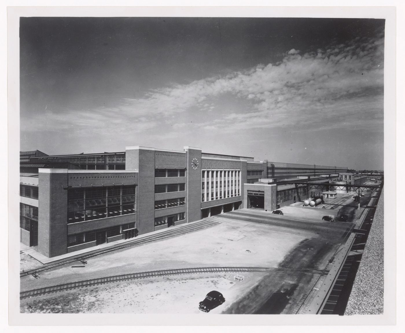 View of the principal façade of the Pressed Steel Shop, Rouge River Plant, Ford Motor Company, Dearborn, Michigan