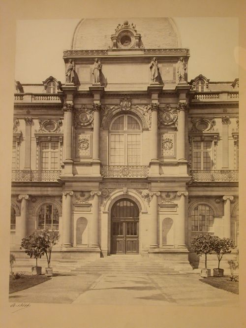 Musée d'Amiens: Main building, front entrance, Amiens, France