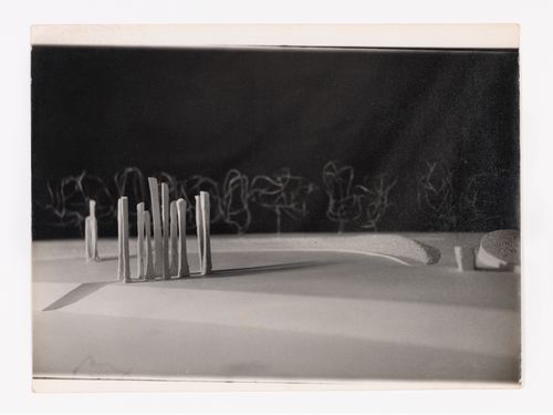 Photograph of model, Monumento Aos Calafates, Porto, Portugal