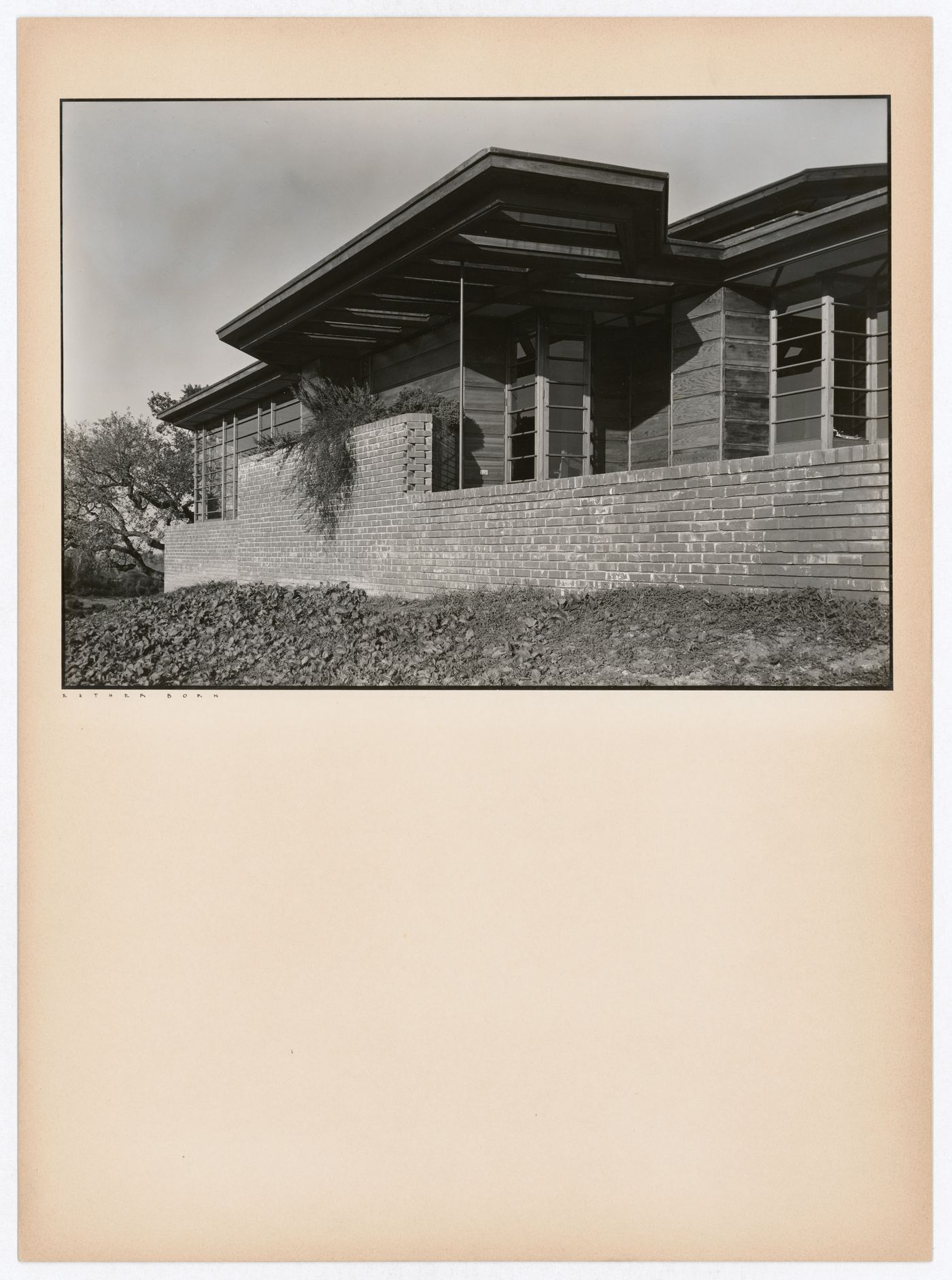 Partial view of the Hanna House showing windows and overhangs, Palo Alto, California, United States