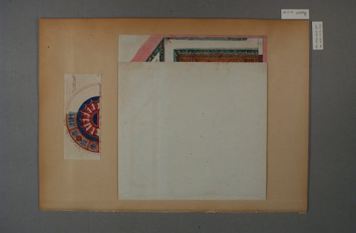 Élévation pour le décor d'une pièce, possiblement une chambre à coucher, avec grand rideau vert et châssis de fenêtre en voussure