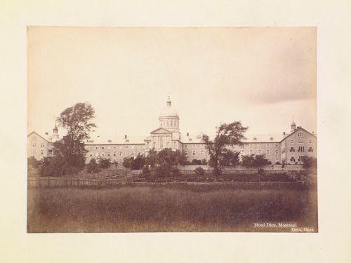 Distant view of the principal façade of Hotel-Dieu, 3840 rue Saint-Urbain, Montréal, Québec