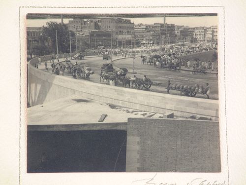 View of carts and pedestrians on the Howrah Bridge over the Hooghly River, West Bengal, India